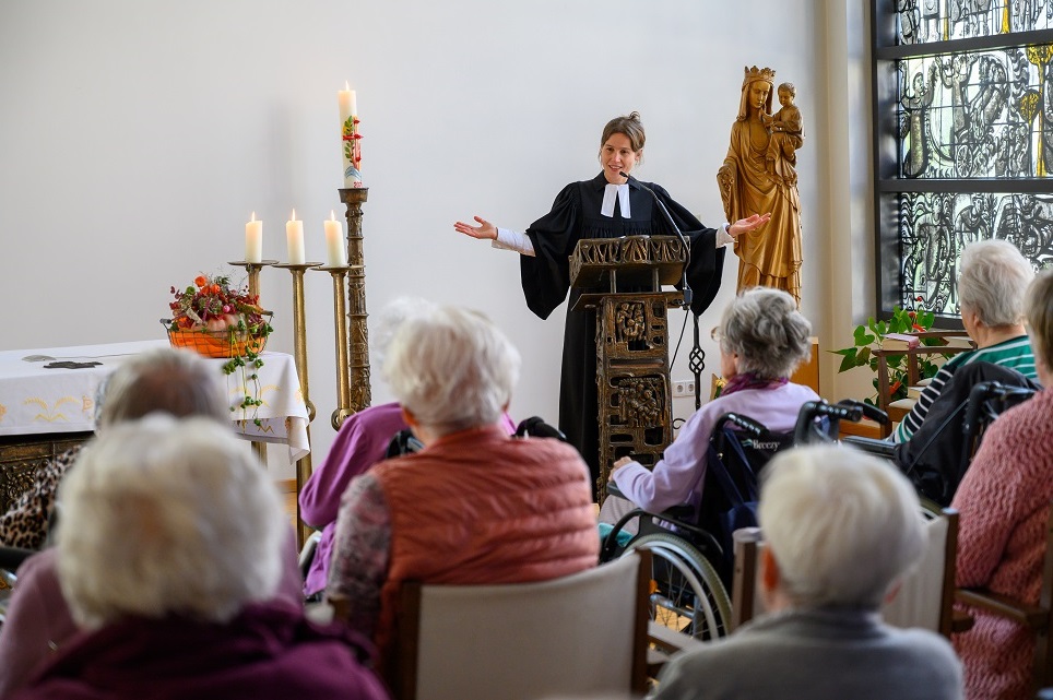 Gottesdienst im Caritas Altenzentrum