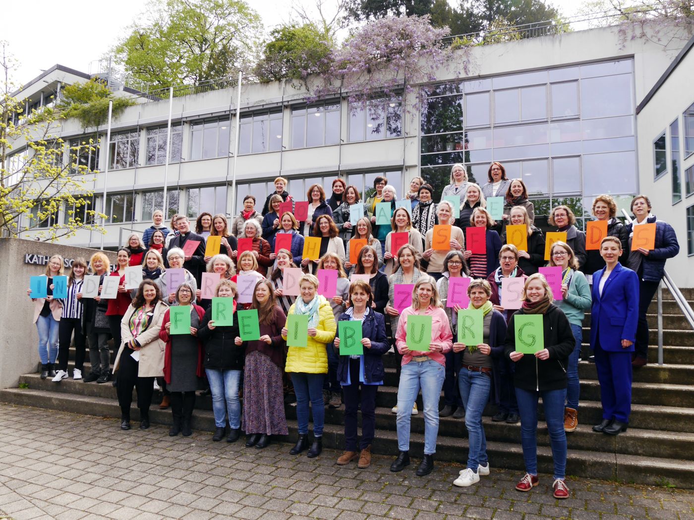 Gruppenfoto 50 Jahre Bischofsfonds
