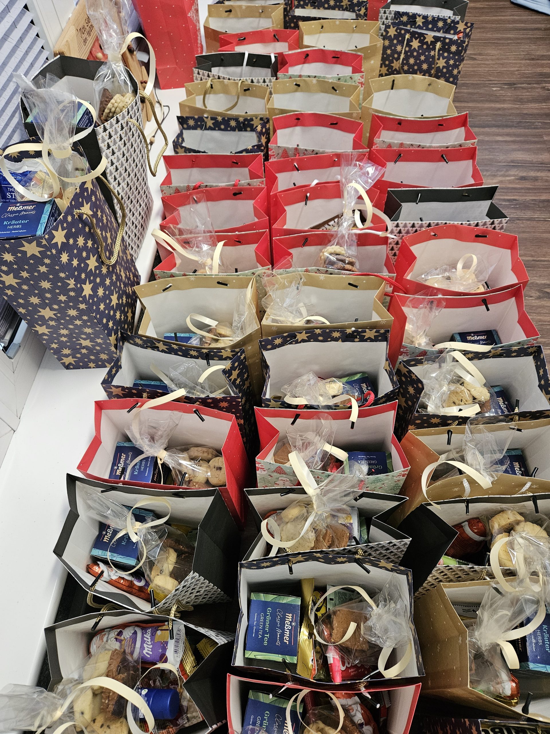 Weihnachtstüten für Wohnungslose